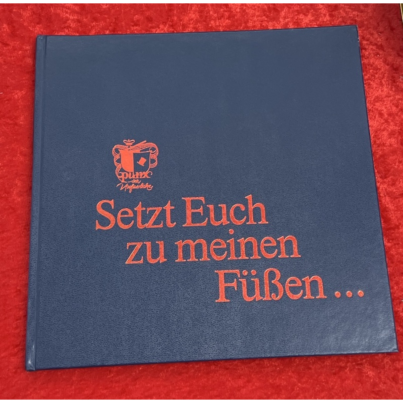 Setzt Euch zu meinen Füßen.. Luxus-Ausgabe!