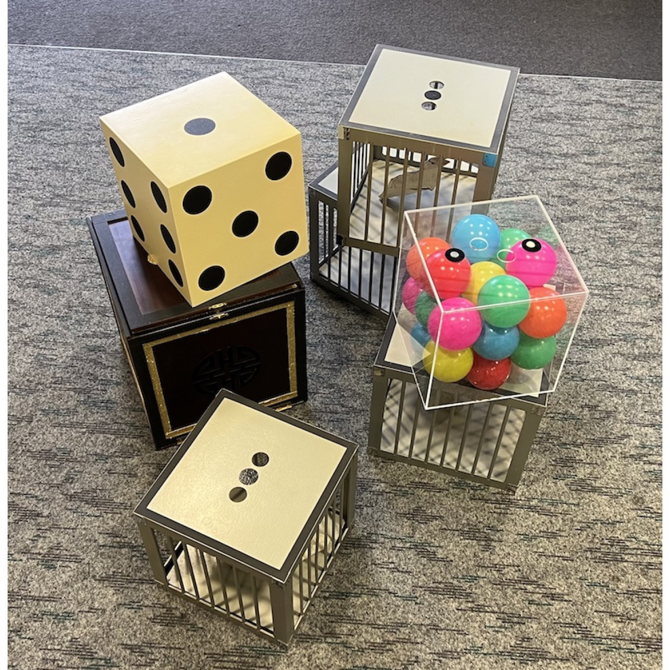 Transformation Of Dice To Crystal Cube To 4 Cases By Tora Magic