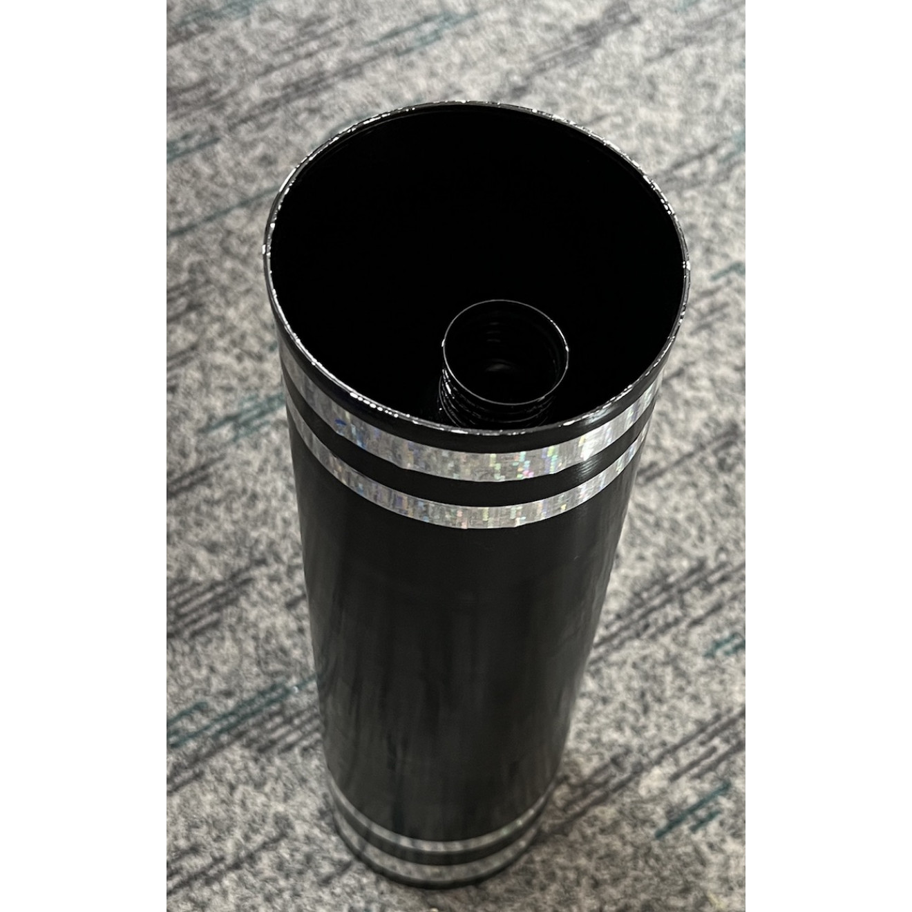 Tricky Turvy Bottle - Eine Flasche steht Kopf