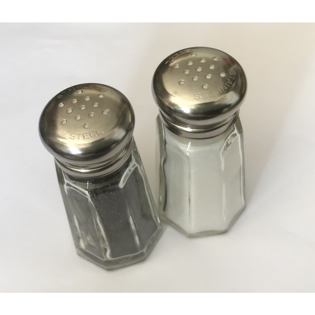 Salt & Pepper with flip tip