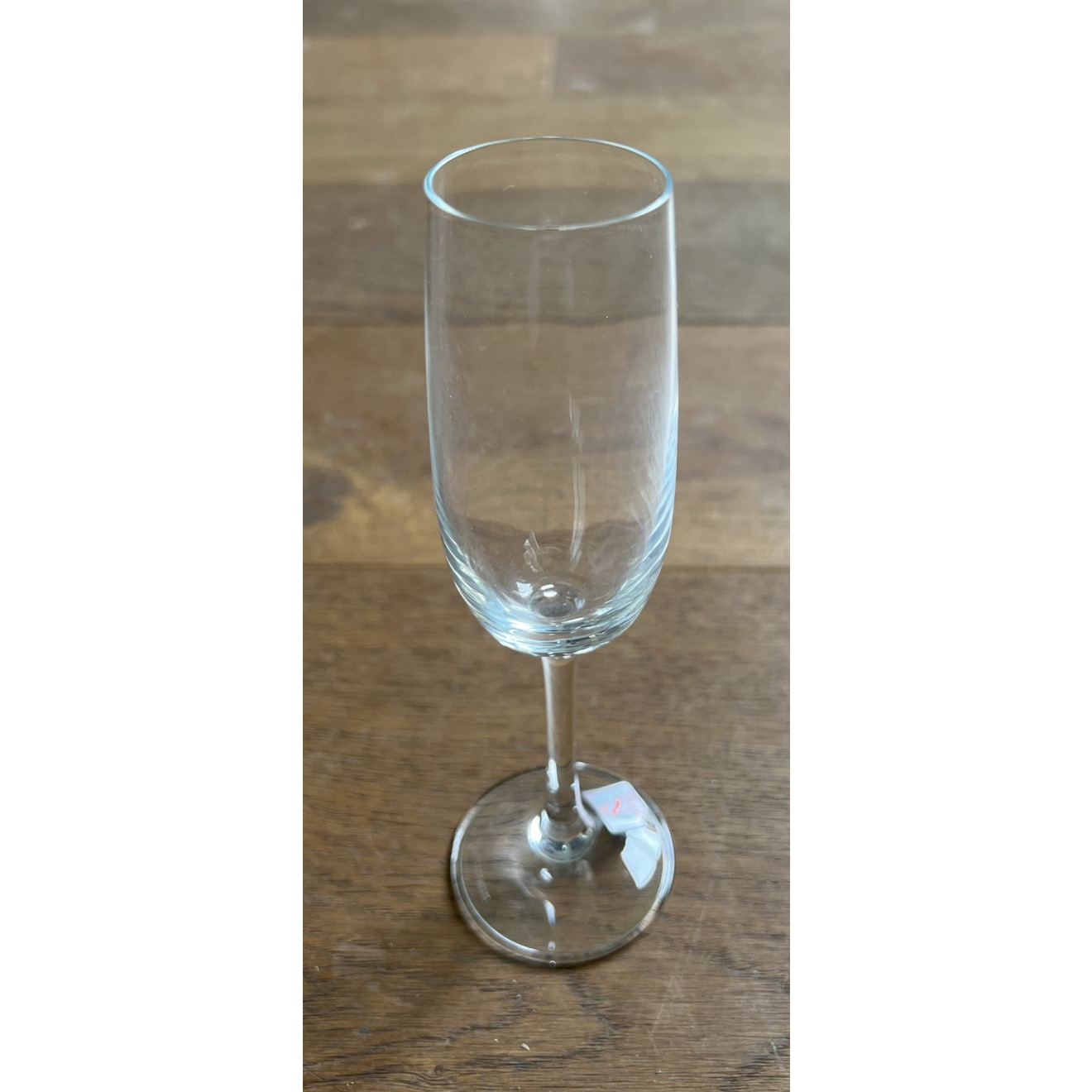 Erscheinendes Sektglas