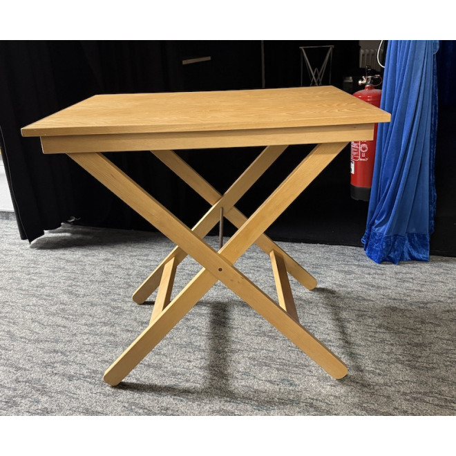 Zusammenfallender Tisch (m. Fernbedienung)