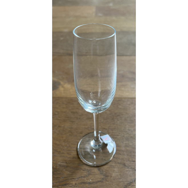 Erscheinendes Sektglas