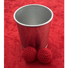 Chop Cup + 2 Häkelbälle