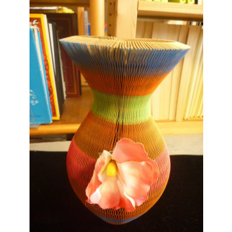 Hutvase (Incredible Hat)